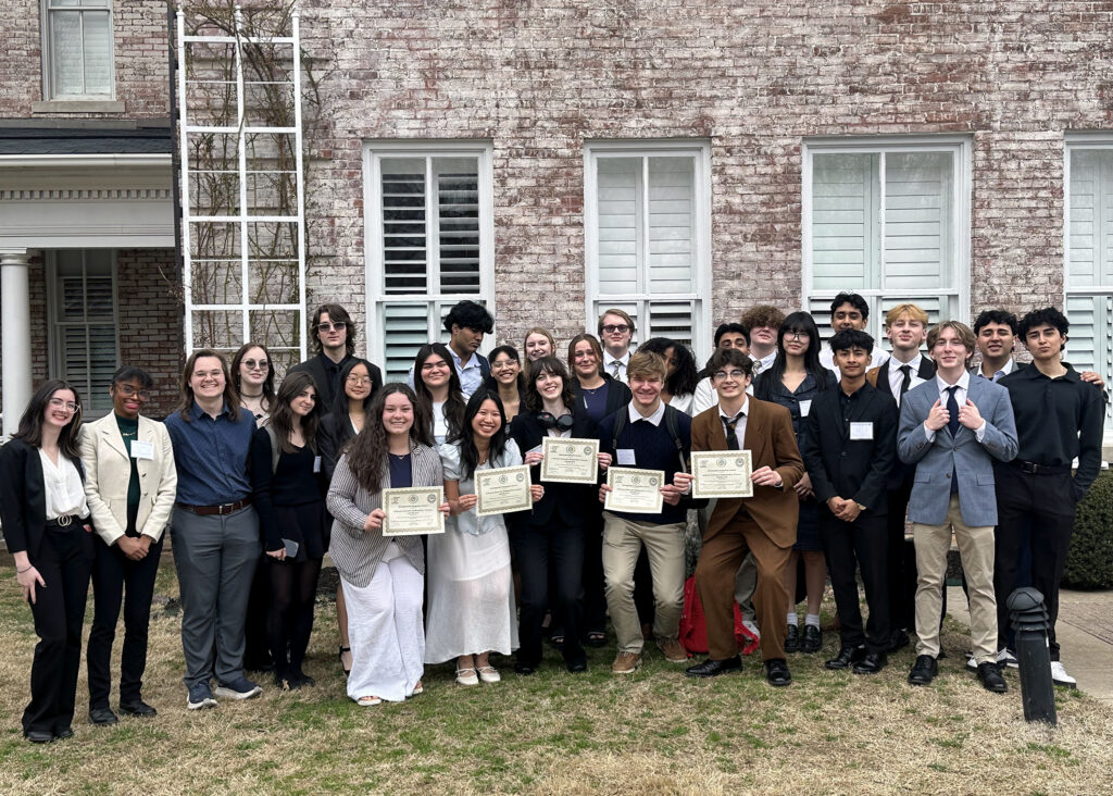 Model Arab League participants and award winners